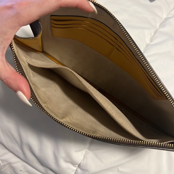 Gucci neosupreme pouch gg wristlet purse tan brown yellow gold AS IS - Picture 8 of 15